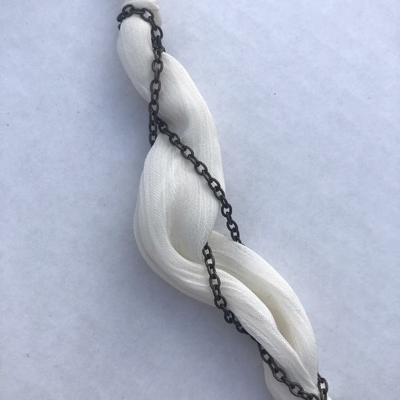 Nordstrom White Fabric and Rhinestone Necklace - Picture 3 of 7